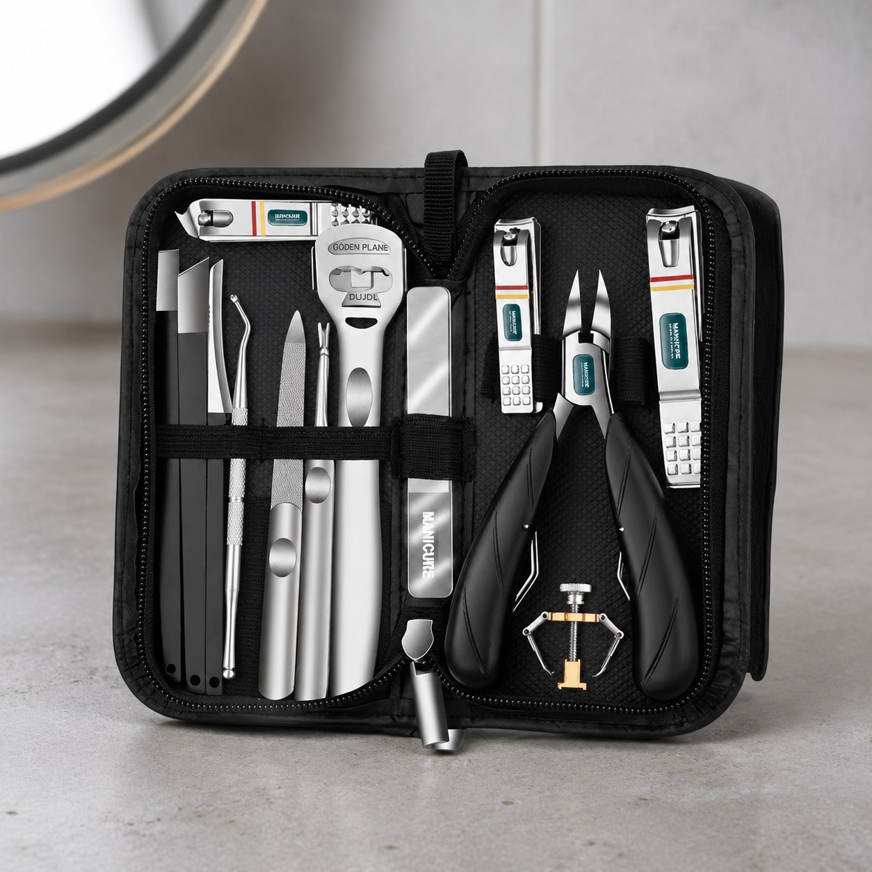 Professional Manicure Set UM5, 13 pcs — Makeup