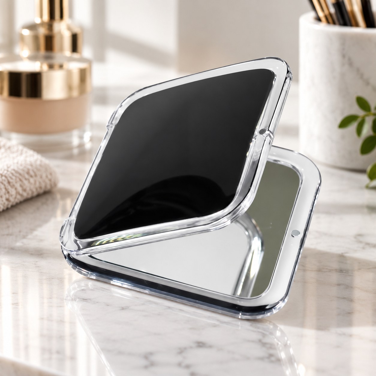 H6 Magnifying Mirror — Makeup