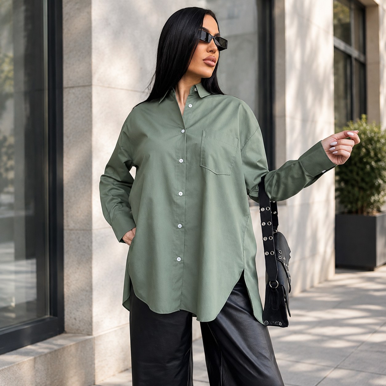 Oversize krekls haki krāsā — Sieviešu apģērbs