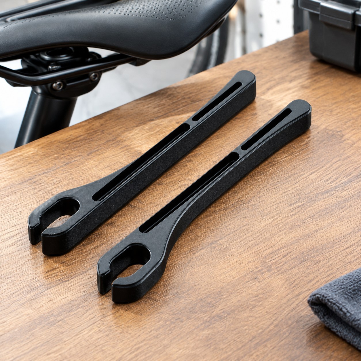 Nenurodyta Storage Boxes with Gap Under Saddle 2 pcs. — Car and motorbike