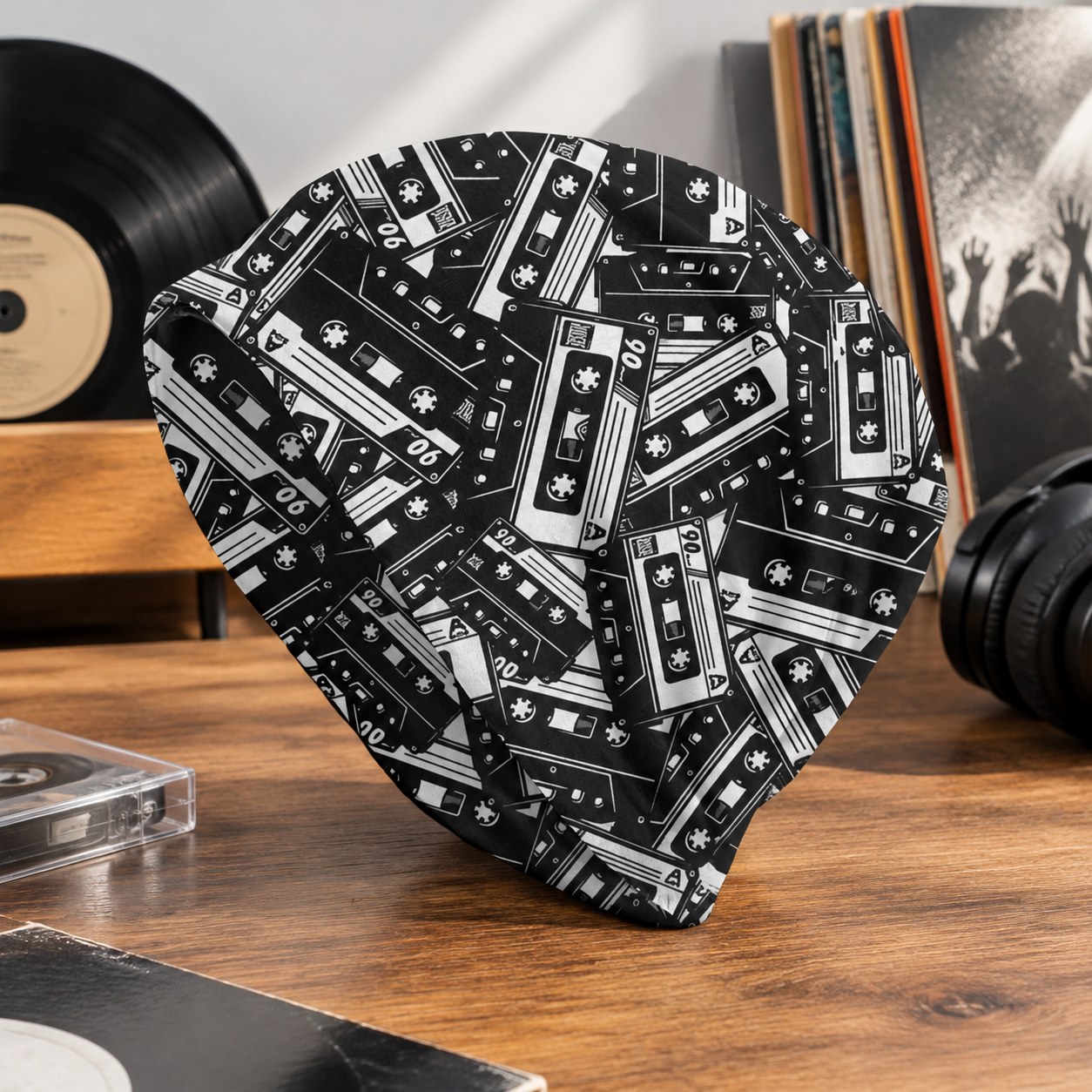 Dark Red Brand (One Size) Heavy Metal and Punk Rock of the 1960s. Audio Cassette — Clothing, shoes and accessories